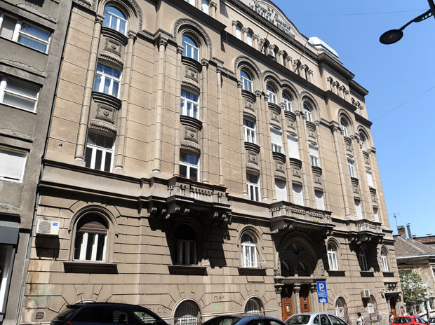 Јеврејска општина: Година трошења, али без кочница